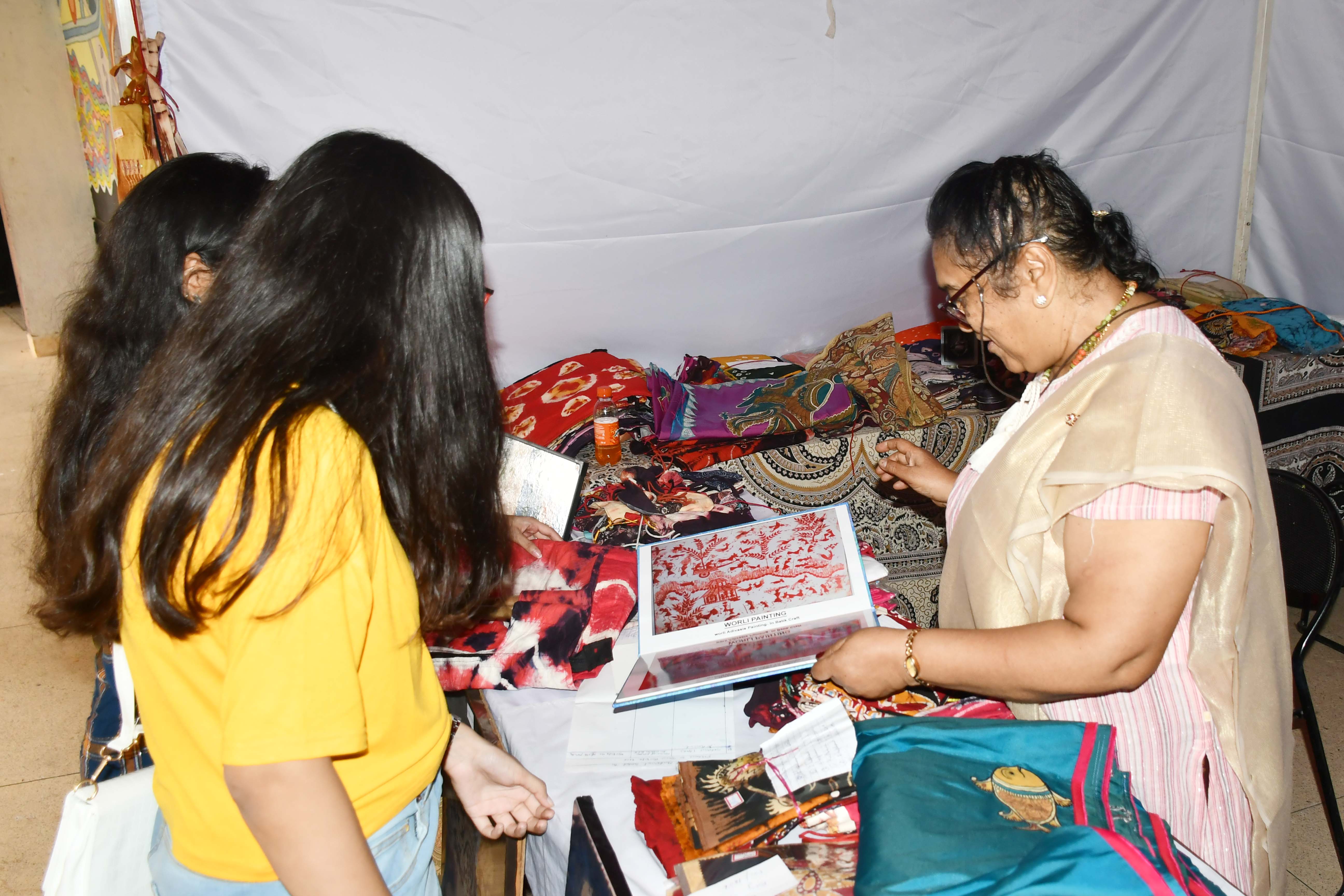 Bloom -NIFT Bengaluru Handloom fest