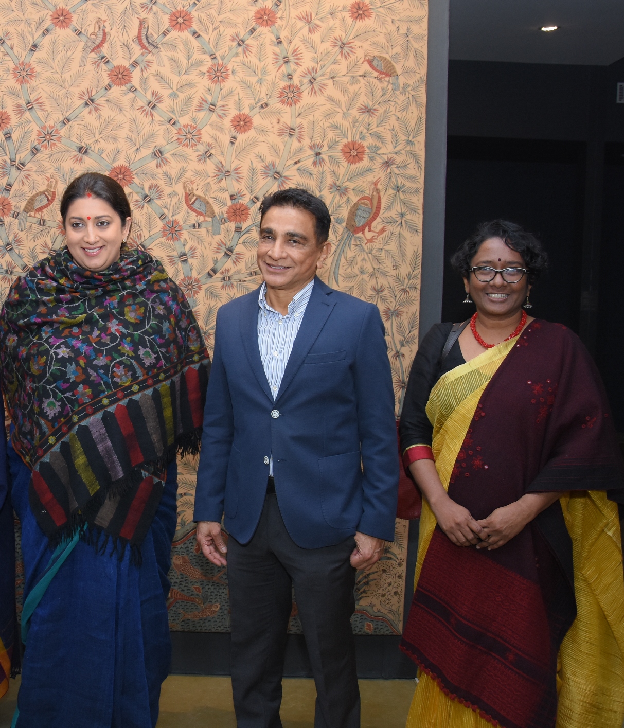 Textile Minister Smriti Zubin Irani, Chairman ,BOG NIFT Rajesh V Shah with Director General NIFT Sarada Muraleedharan