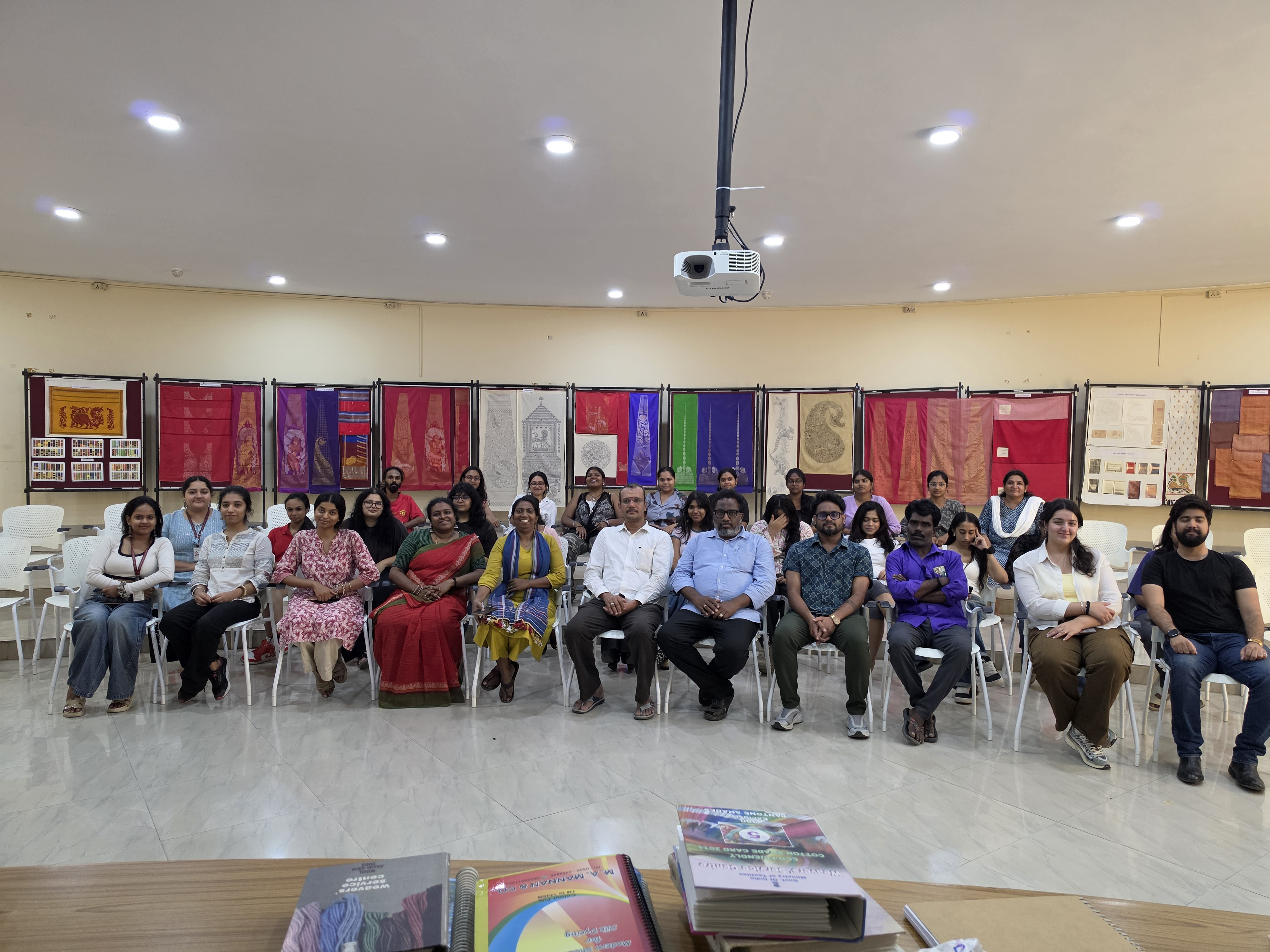 Celebrating har ghar ka tiranga and National Handloom Day