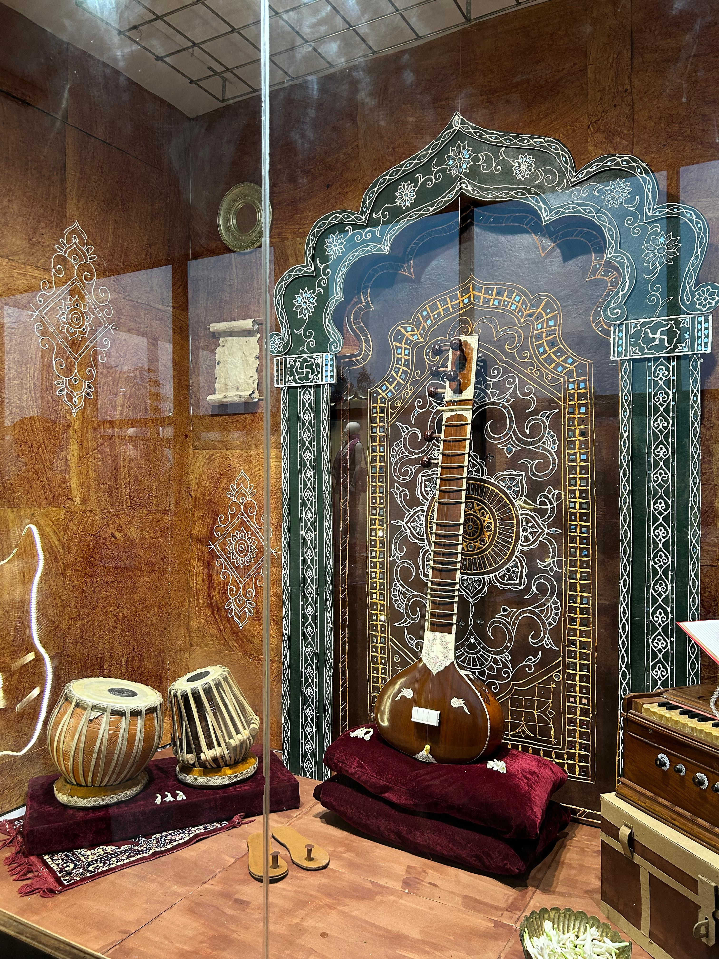 Suron Ka Gurukul — The Gurukul of  Melodies 